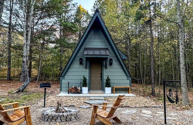 NEW! A-Frame Cabin in the Woods +Minutes From Bathhouse Row Downtown Hot Springs