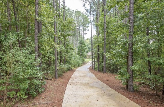 NEW All Seasons U of Alabama Lakefront Tuscaloosa | Host Featured on HGTV