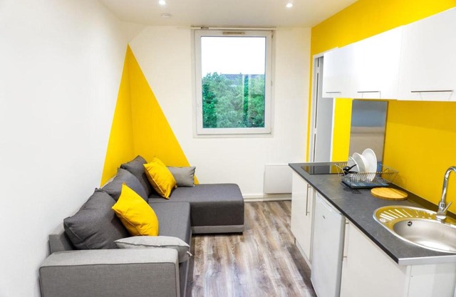New and cozy apartment 10min to Disneyland