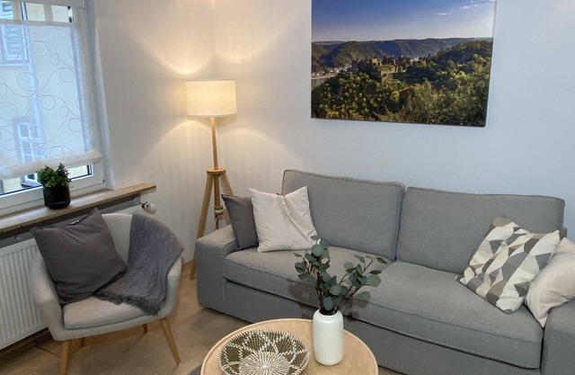 NEW! Apartment Loreley - 75 sqm- Only 2 minutes to the Rhine promenade! Modern and chic!