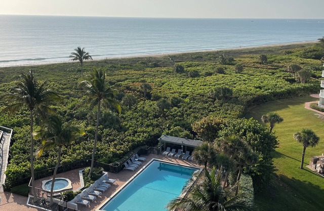NEW AVAILABILITY! Luxury Oceanfront Condo 2 Bed/2 Bath North Hutchinson Island.