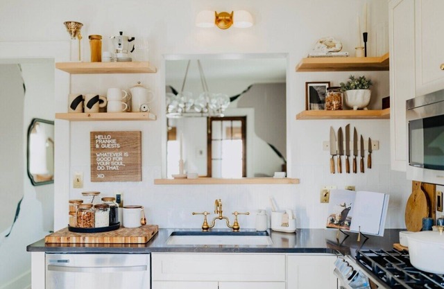 NEW! Boutique Inspired 2BR Loft, Lake Geneva