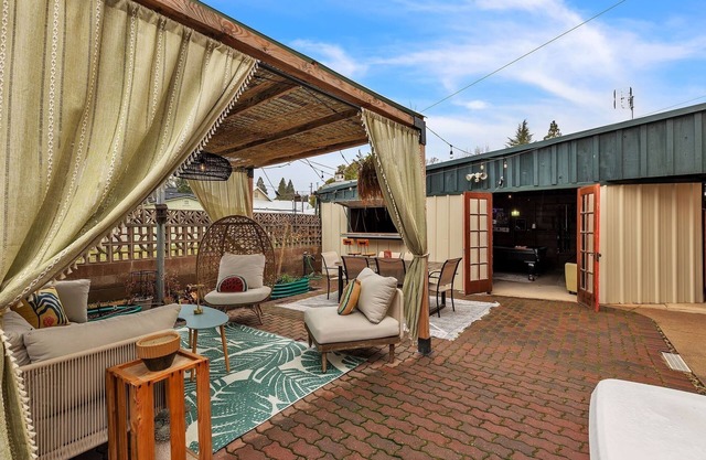 NEW! Brick & Creek House (3-Bedroom Home) with Pool