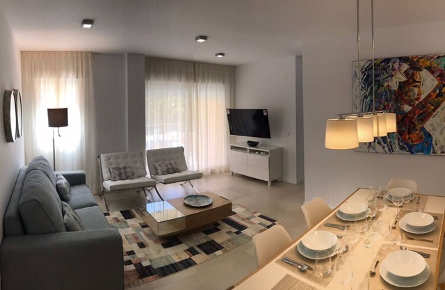 New! Central, completely renovated and 5 minutes from the beach