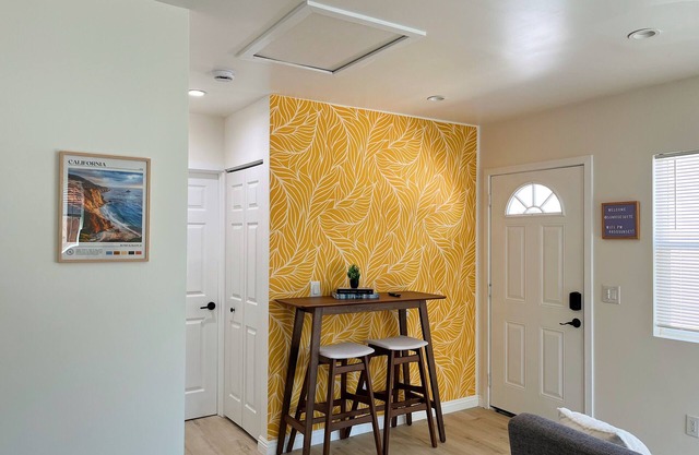 New: Charming guest suite by UCR, Downtown & plazas