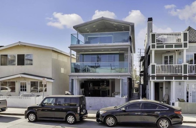 New Condo With Ocean View - Bottom unit