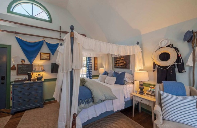 New England Hospitality at the Carriage HousenMystic Vacation Rentals LLC