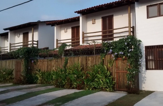 New flat with two bathrooms (one en suite) and air condit. ANNUAL rent and season