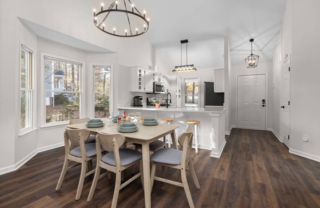 NEW Fully Remodeled Home w/Office Workspace, Patio, 3 Bed, 2 Bath