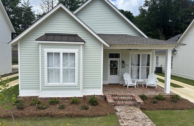 NEW GAMEDAY Home 3-BR/3BA Close to Campus!