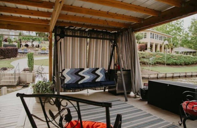 NEW Lakefront Paradise at Lake Greenwood!