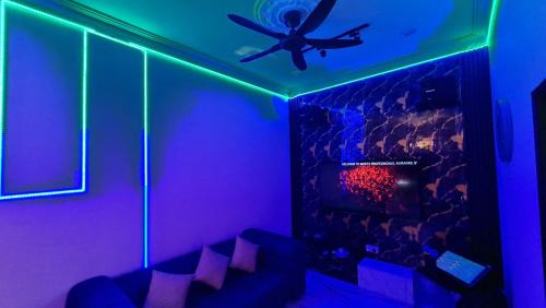 NEW LAUNCH! Aurora Hideaway Villa 35pax 7R7B PRIVATE POOL, KTV, BBQ, ARCADE GAMES, 5min to BEACH