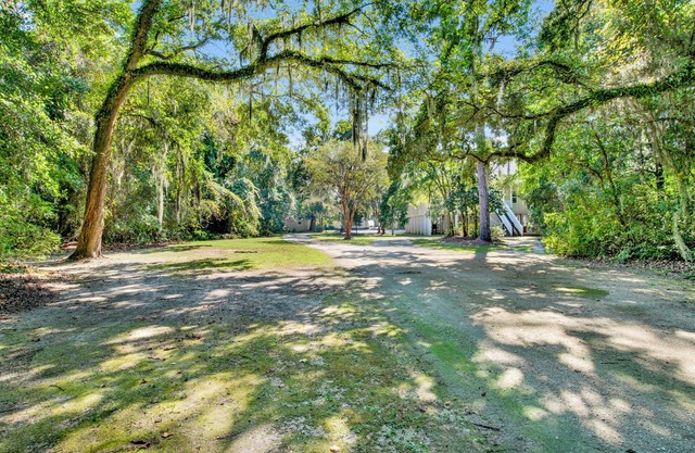 NEW LISTING! Bayfront, Spacious 6-bedroom house in delightful Fairhope