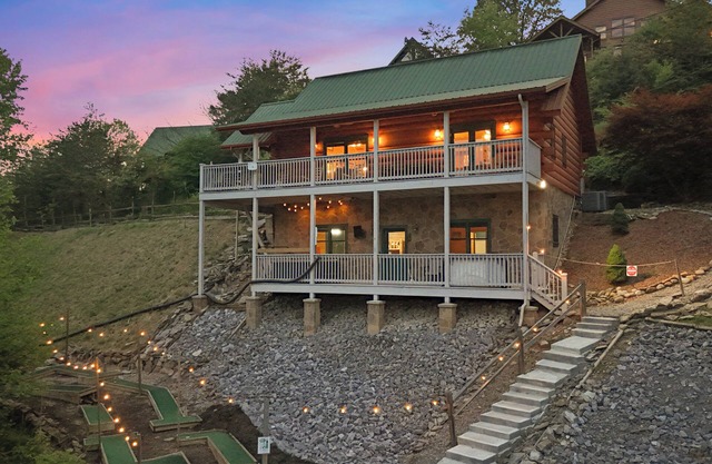 New Listing! MINI GOLF! 2BR/2BA Cabin w/HT, Fire Pit, Dog Run & Game Room!