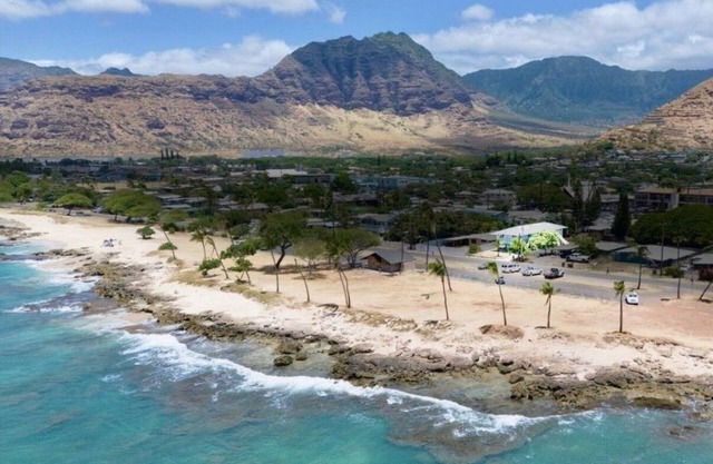 NEW Listing Oceanfront Home + Boards + Beach Gear