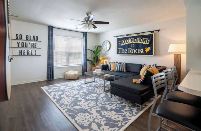 New Modern Comfort with Pool and Clubhouse