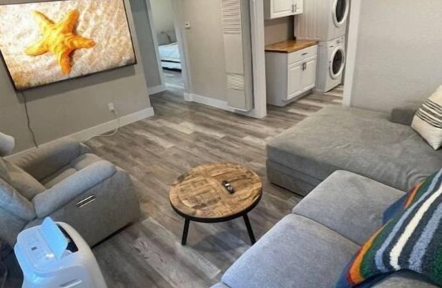 New! Renovated 2BD Home in Downtown