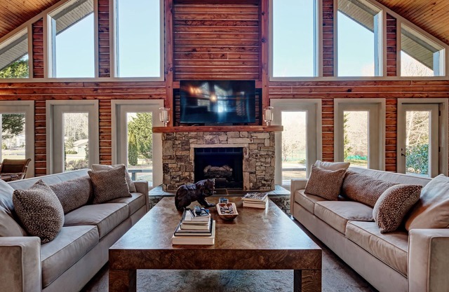 New Rental in Sapphire! Close to dining and amenities! - Rockingham