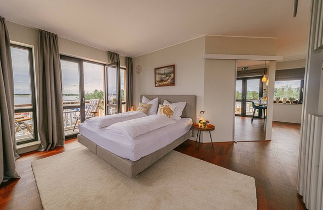 NEW: Sleep in Seensucht’s Resort - Admiral Suite