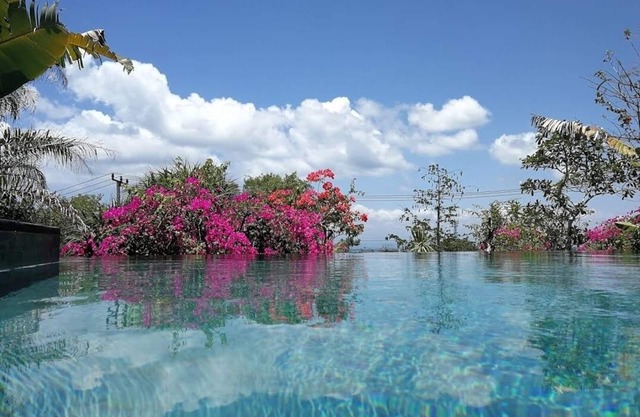 NEW Stunning 3 bed Luxury Balinese Villa with Panoramic Ocean Views and Pool