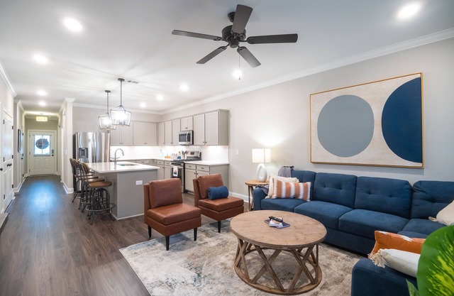 New Townhouse w/Game Room & Nintendo 64 - Right Off 280