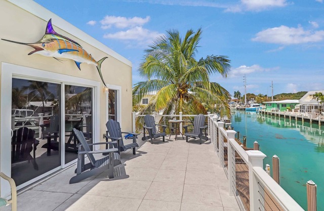 NEW: Vaca Cut with 60' dock, 4br-4ba, 2 kitchens