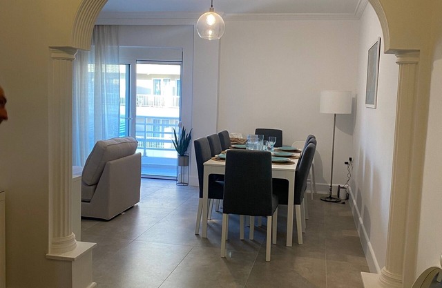 New - Walk to Beach, Sites, City - Rhodes Town Apt