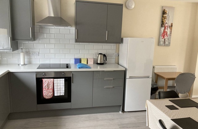 Newly Built 3 bedroom house with ample parking 1