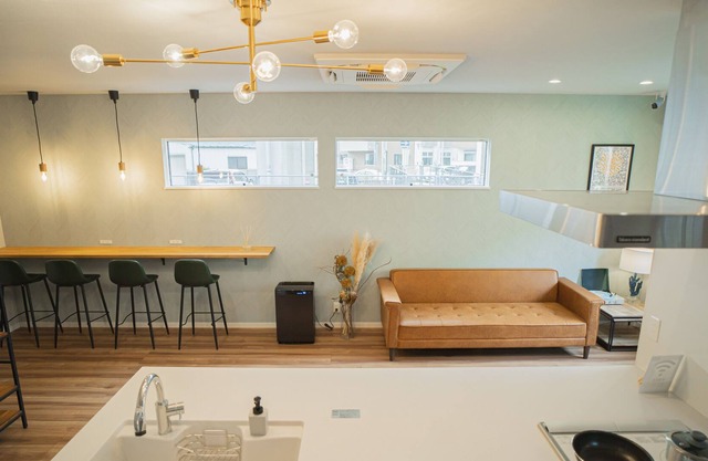 Newly built in May 2022. Excellent access to Kansai Airport. We provide a clean and comfortable stay.