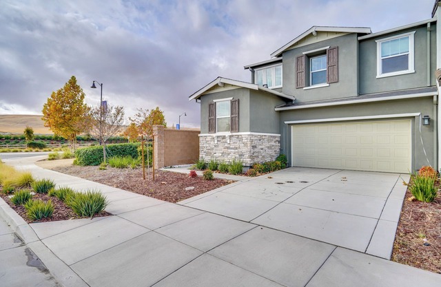 Newly Built Tracy Home w/Backyard + Pool Access!