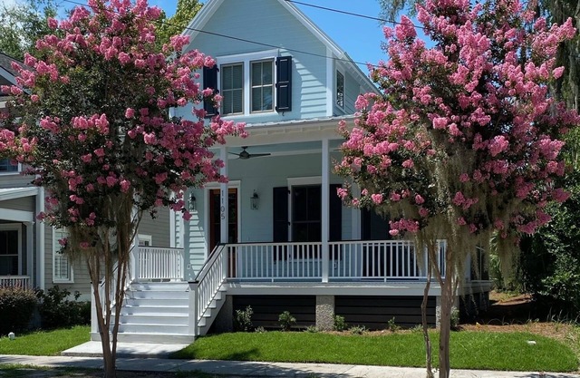 Newly Listed Duke St Cottage - Downtown Beaufort