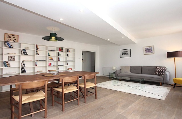 Newly Refurbished Spacious Fitzrovia Apartment