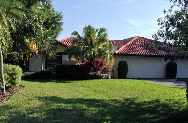 Newly refurbished spacious villa in Golf Pointe at Palm Aire, Sarasota