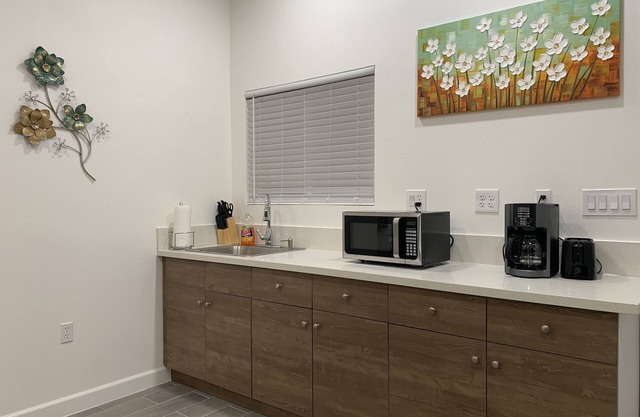 Newly Remodeled Private Studio Home