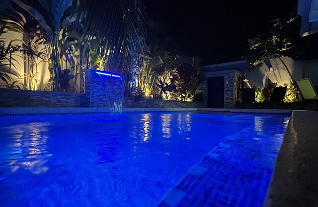 Newly Renovated Casita & Private Salt Water Pool, Family Friendly