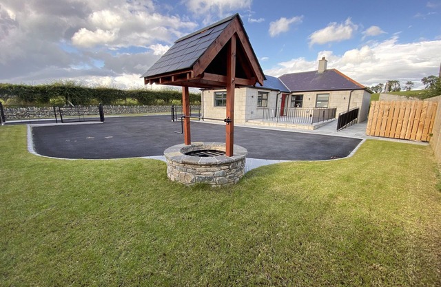 *NEWLY RENOVATED* Cosy Country Cottage, Sleeps 5, (4 star)