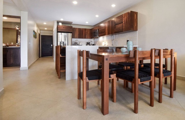 Newly Renovated 3 Bedroom Oceanfront Condo