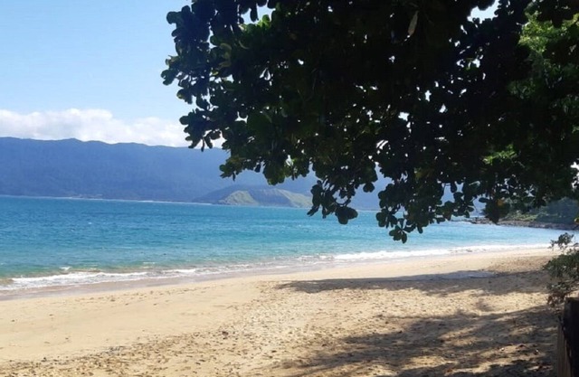 Next to the best beaches in ilhabela!