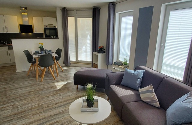 Nice 2-room apartment in the spa area - balcony, WiFi, TV, close to the city center