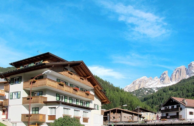 Nice apartment for 9 people with WIFI, TV and balcony