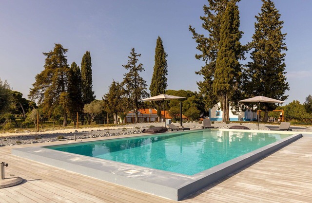 Nice apartment in villa for 7 guests with WIFI, A/C, pool, TV and terrace