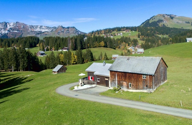 Nice apartment for 5 guests with WIFI, balcony and parking