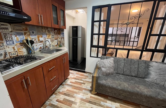 NICE APARTMENT NEAR THE AIRPORT