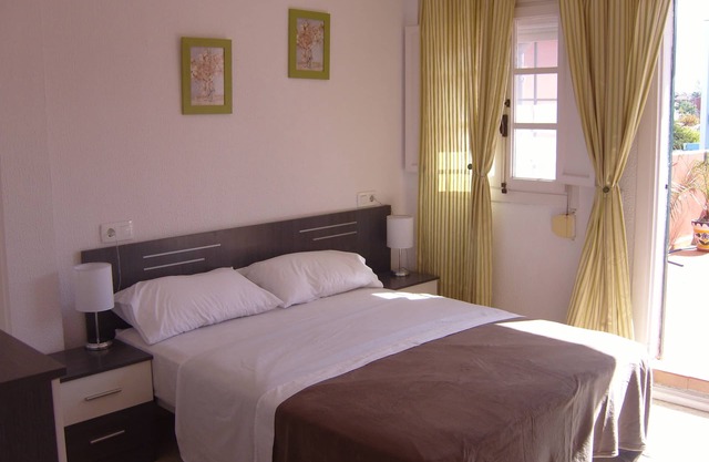 Nice Double Bed Room With Rooms Bike and Dive
