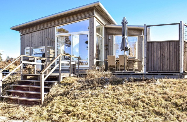 Nice home in Manstad with kitchen