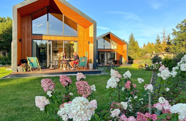 Nice home in Tlen with WiFi