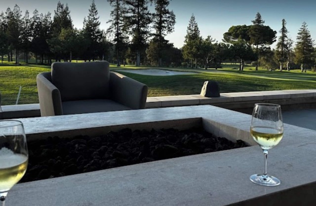 Nice house but not for rent. Vrbo won’t remove the listing easily. Don’t rent!