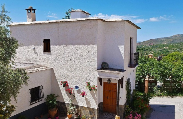 Nice house in complex with swimming pool