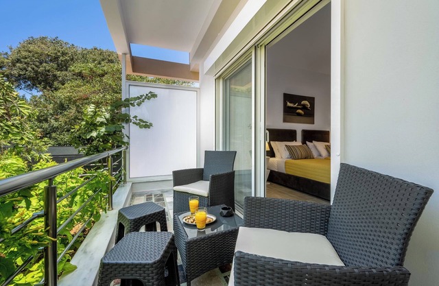 Nice n Cosy Apartment I