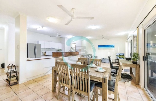 Nightcliff Foreshore: Pool ~ Outdoor Dining ~ BBQ